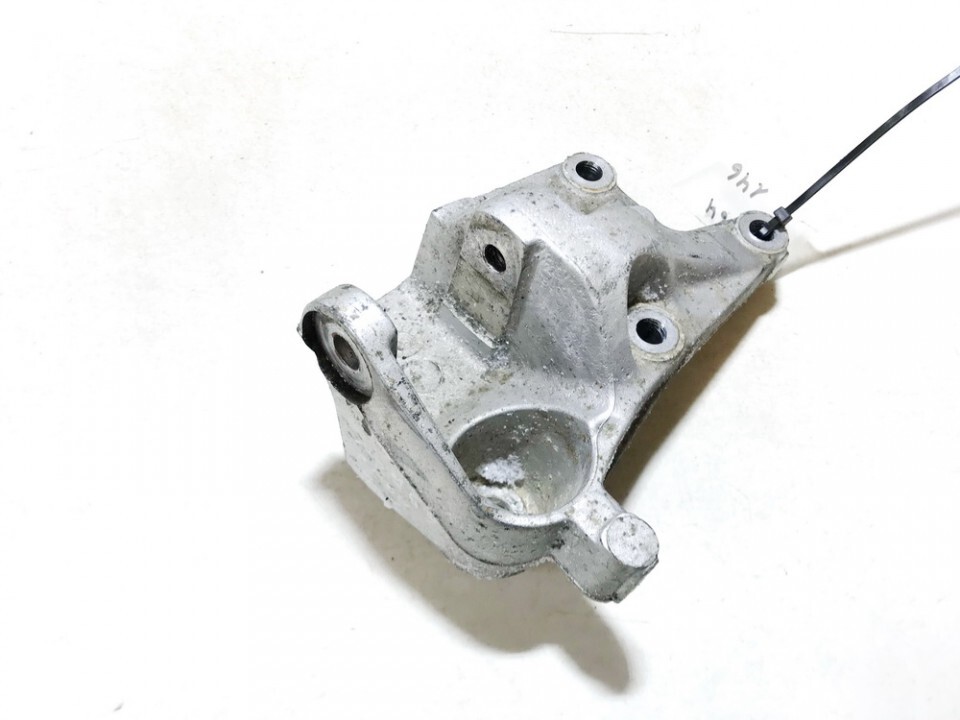 96451611 Genuine Engine Mount Bracket and Gearbox Mount Bracket FO 