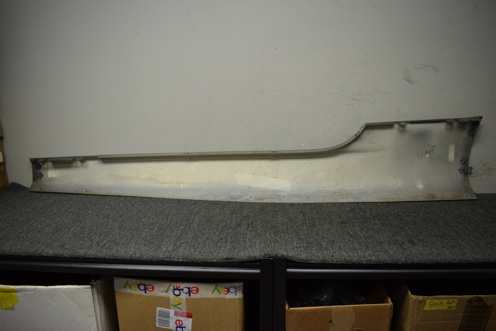 ASTON MARTIN DB9 ROCKER PANEL MOLDING FACTORY OEM