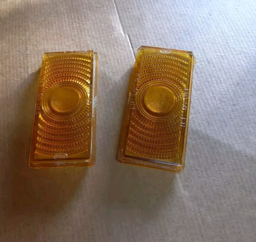 ⭐⭐⭐ 1950 Ford  Passenger Car  Amber  Parking Light Lens Read Item Description 