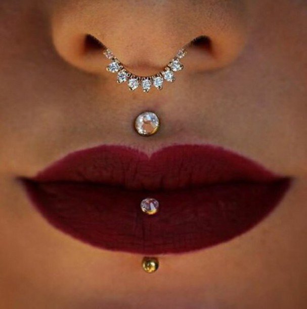 Daith Jewelry & Rook Piercing Clicker – 16G Stainless Steel Septum Ring With Crystal, 8mm Length