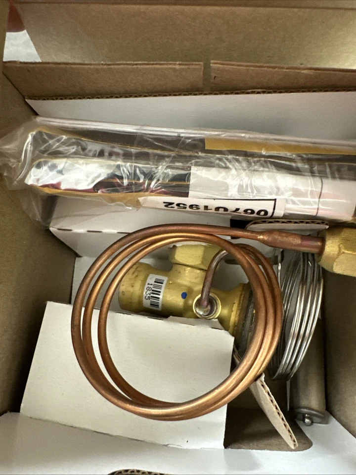 Válvula de expansión termostática Danfoss Goodman 067U3356 TR6 No. TXV-30 *NUEVO* Foto 3 de 3