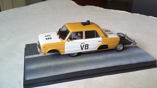 1/43 A LOT OF 2 JAGUAR XKR & LADA 1500 JAMES BOND MOVIES DEAGOSTINI ALTAYA IXO - Picture 12 of 18