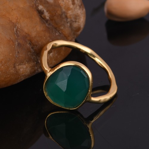 Anillo de piedras preciosas chapado en oro amarillo ónix verde natural regalo de cumpleaños para amigo - Imagen 4 de 13
