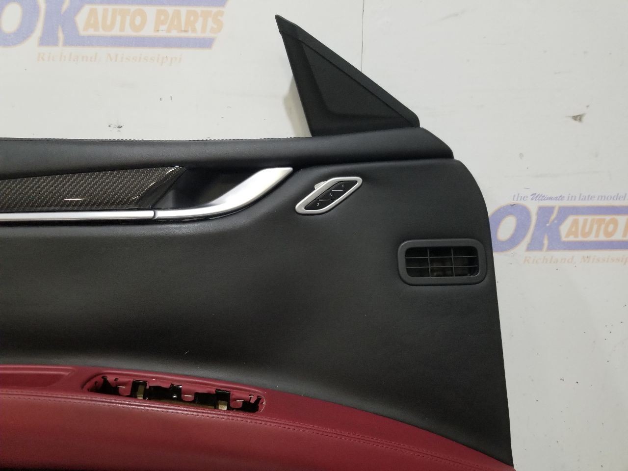 14 2014 MASERATI GHIBLI SQ4 FRONT DOOR TRIM PANEL RED LEATHER LEFT DRIVER 