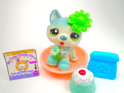#ad Littlest Pet Shop Rare Blue White Husky Dog #1563 amp; cute accessories authentic $20.00