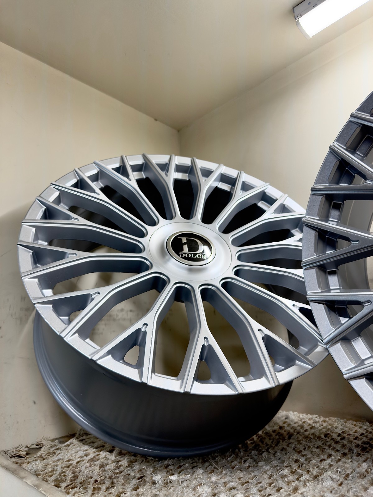 22 DOLCE ROMA SILVER STAGGERED  WHEELS FITS BENTLEY GT GTC & FLYING SPUR 19-25
