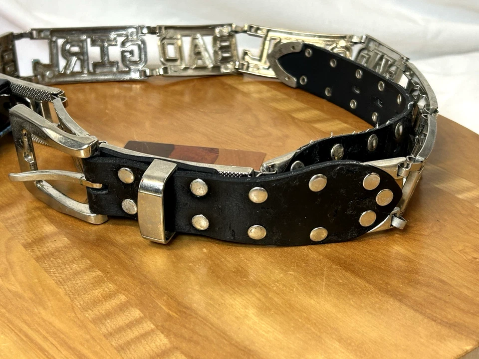 Cinto de corrente Bad Girl pesado concho elos tamanho XL couro sintético aço inoxidável cravejado - Imagem 3 de 4