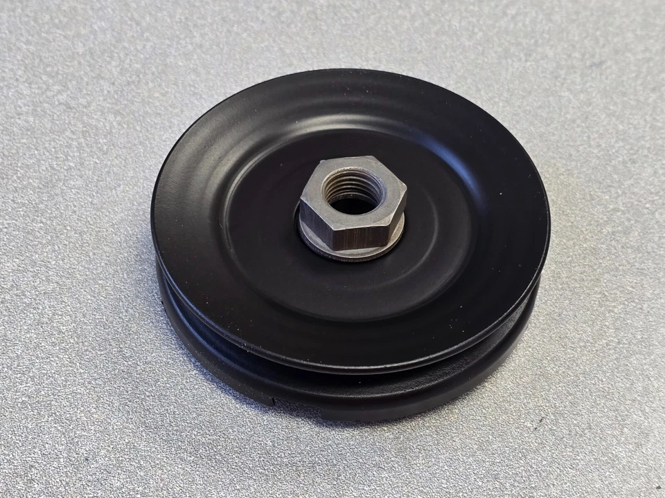 VERY NICE ORIGINAL PORSCHE 914 1.7 1.8 2.0 ALTERNATOR PULLEY WITH NUT AND WASHER - Image 2 of 4
