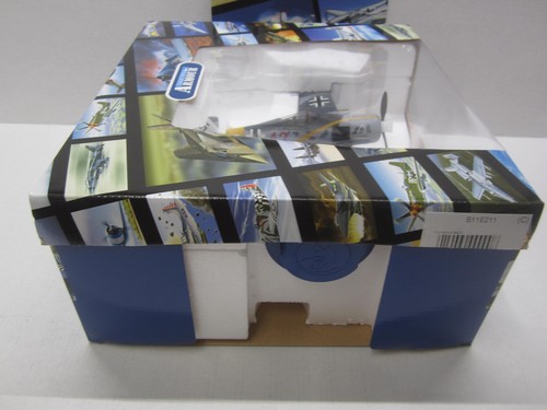 Franklin Mint 1/48 Armour FW-190 Focke Wulf Luftwaffe 11/JG 11 "Erich Hondt" #32 - Picture 6 of 9