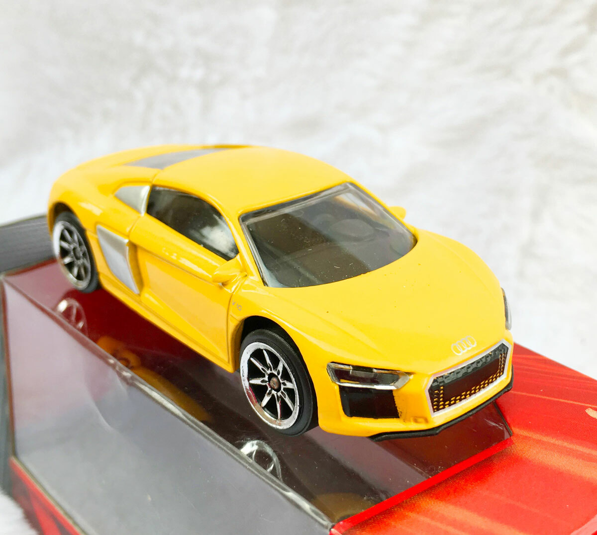 Majorette Audi R8 V10 Yellow - Wheels 8S 1:58 (3