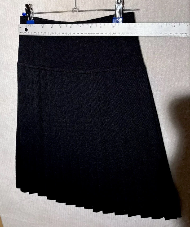 Falda plisada con panel tejido para mujer Susan Bristol negra talla 8 de colección SB79 lana Foto 3 de 4