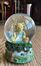 ENESCO CHERISHED TEDDIES 1998 MUSCIAL SNOW GLOBE PLAYS WIND BENEATH MY WINGS EUC