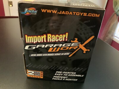 JADA IMPORT RACER GARAGE WORX -1:24 MAZDA RX-8 WITH 2 SETS OF