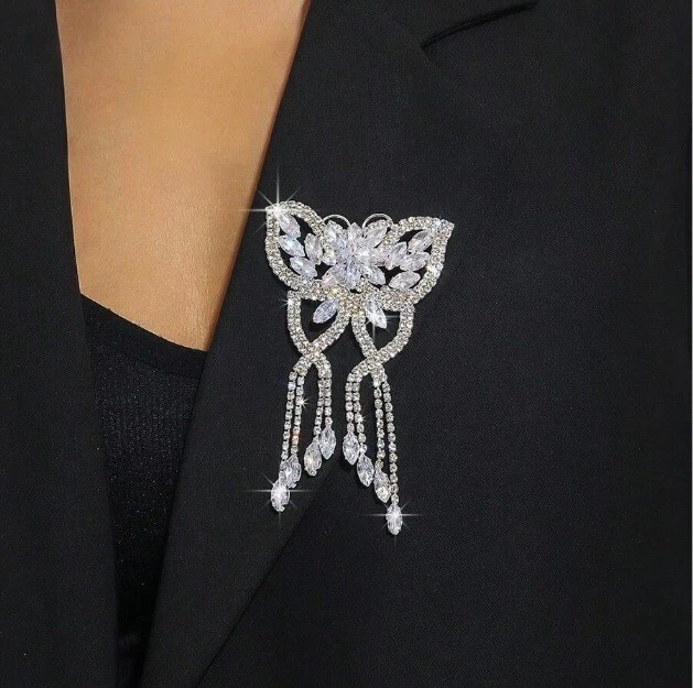 Broche para mujer 9,25 quilates simulado corte redondo y marquesa circonita cúbica mariposa en plata 935 Foto 3 de 4