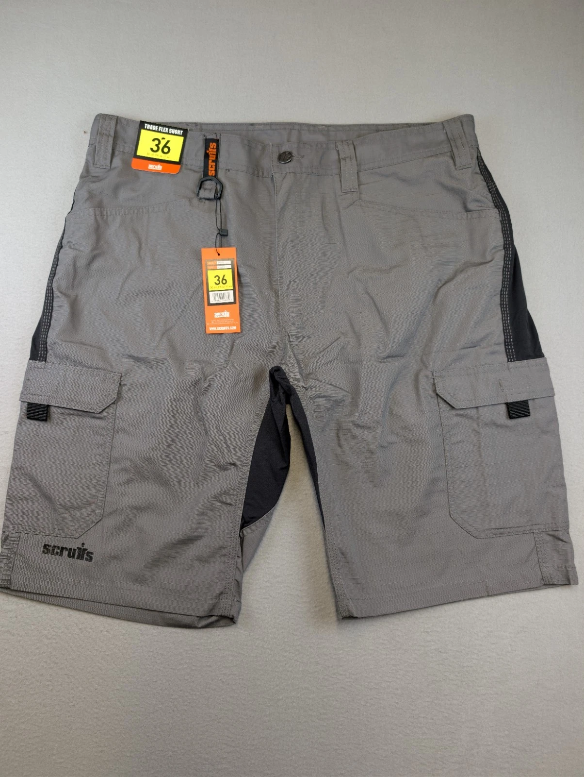 Scruffs Trade Flex Shorts Men 36 Graphite Cargo Workwear BNWT
Opens in a new window or tab