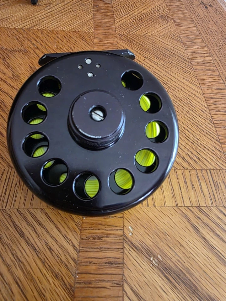 Carretel Old Florida #4 Fly e carretel extra com linha WF8F. Feito nos EUA - Imagem 4 de 4