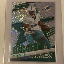 2025 Panini Revolution - Star Gazing Tyreek Hill #16 Green Storm 18/25