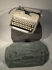 Vtg 1963 VOSS Two Tone De Luxe Portable Manual Typewriter Case & Key ~ SERVICED thumbnail