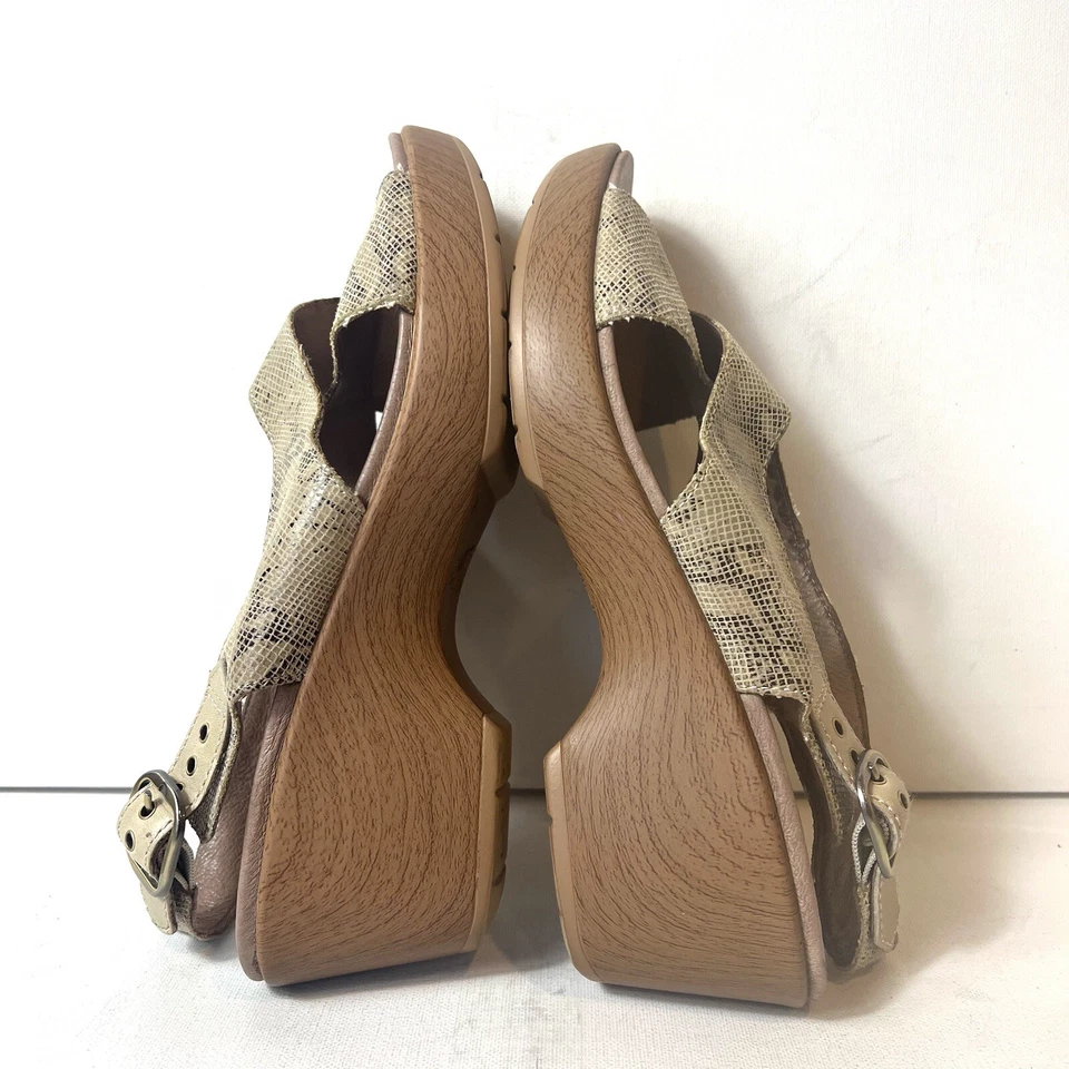 Sandalias de cuña Dansko de cuero con estampado de piel de serpiente para mujer talla EU 41 US 10,5 con honda trasera Foto 4 de 4
