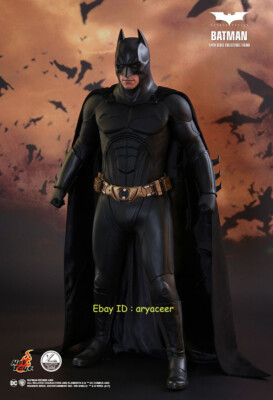 Hot Toys QS009 Batman Begins Batman 1/4 Action Figure Model In