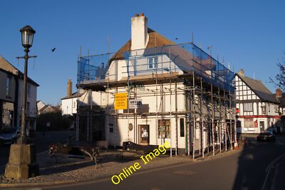 Foto 6x4 Pflege der lokalen Figur Moretonhampstead A master thatche c2014
