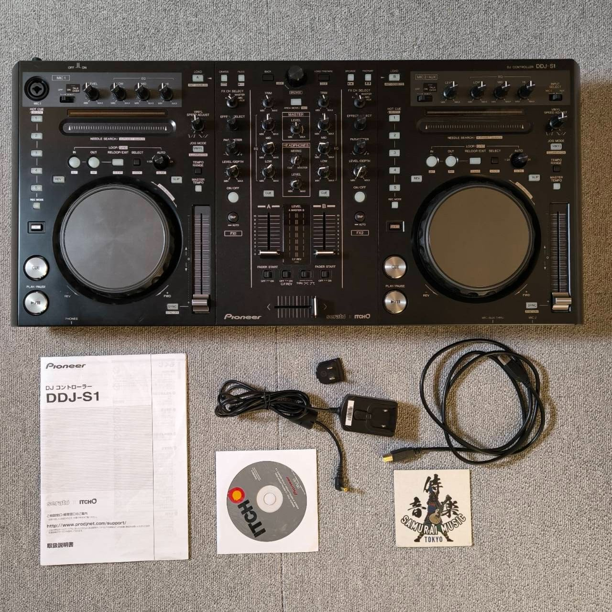 Pioneer DJ DDJ-S1 DJ Controller for Serato DJ Pro 2-Channel Pioneer DJ DDJ-S1 DJ Controller for Serato DJ Pro 2-Channel
