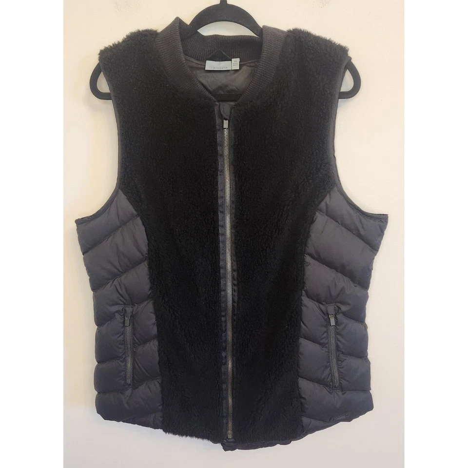 Athleta Womens Responsible Down Tundra Vest Black Puffer Sherpa Extra Large - Image 2 of 4