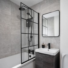 Curved Rectangular Bathroom Mirror, Clear Glass, Sleek Black Frame 700x500mm