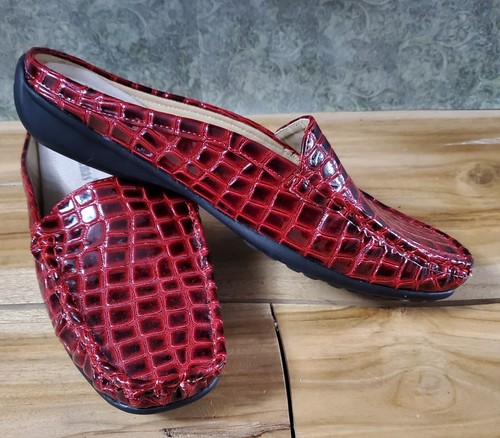 Pierre Dumas Red Croc Embossed Mule Driving Slides Womens 9 Shoes Never Worn