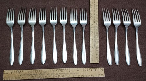 12 - ONEIDA COMMUNITY Bird of Paradise SILVERPLATE - Fork - used - Picture 8 of 9