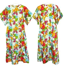The Roberie Vintage 60s Embossed Floral House Dress Caftan Front Zip Size Medium