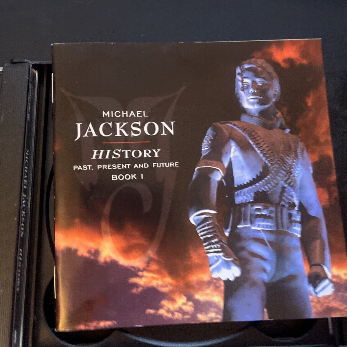 Michael Jackson - HIStory - Past, Present And Future Book 1 Gold