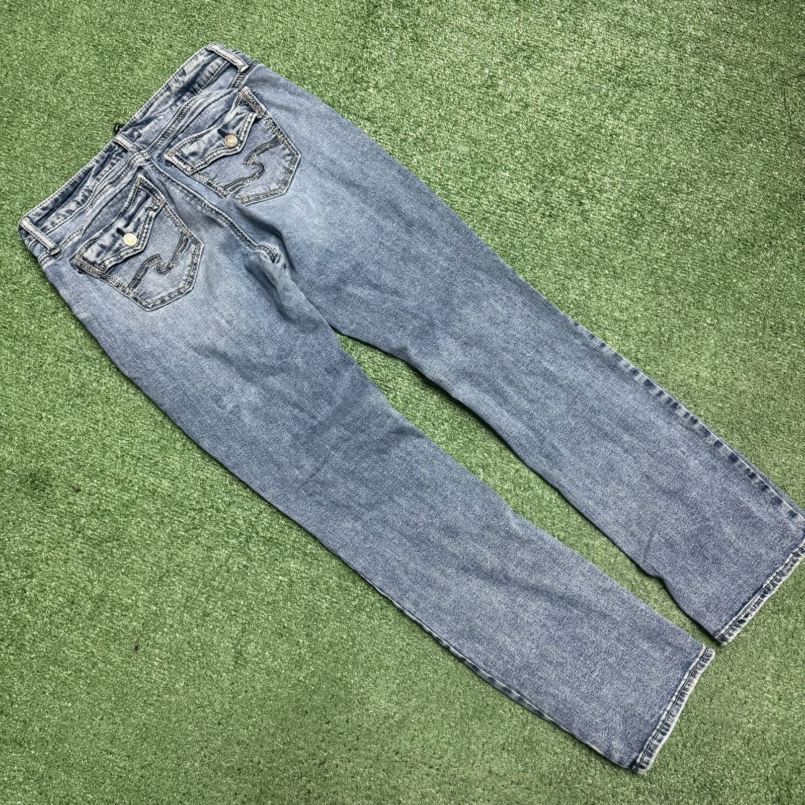 Vintage Y2K Silver Jeans Co. blue bootcut jeans   Size 30X33
