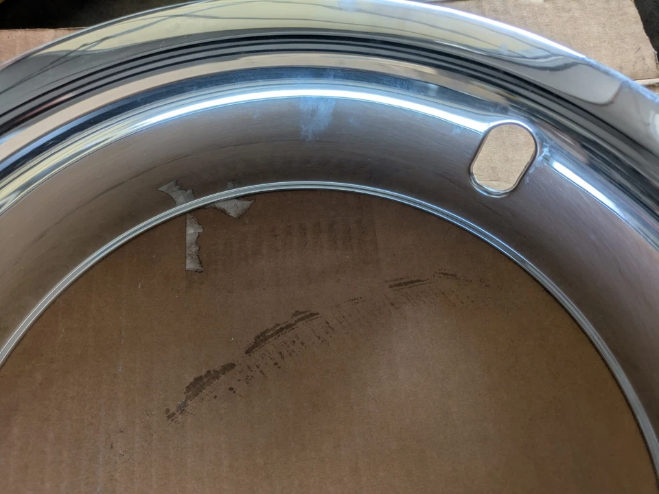 GM 3923626 Chevy 68-81 Corvette Rally Trim Rings - Image 4 of 4