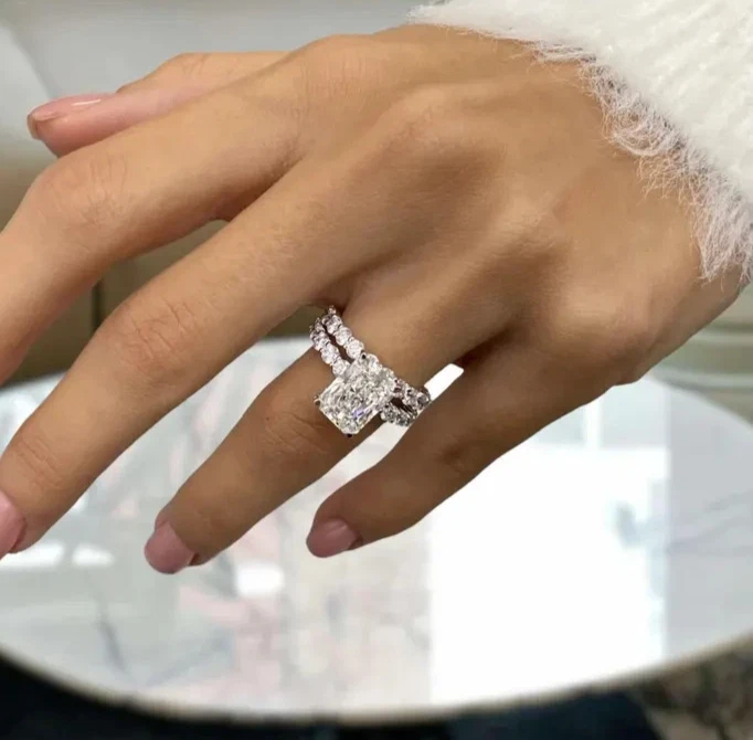 3.50 Ct Radiant-Cut VS1 Lab Grown Diamond Bridal Set Wedding Ring 14k White Gold - Image 2 of 4