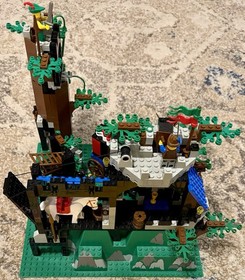 LEGO Dark Forest Fortress 6079 Complete Foresters Robinhood Set And Instructions