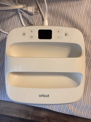 Cricut EasyPress SE 9 x 9 in Clamshell Sublimation Press Digital Display Manual