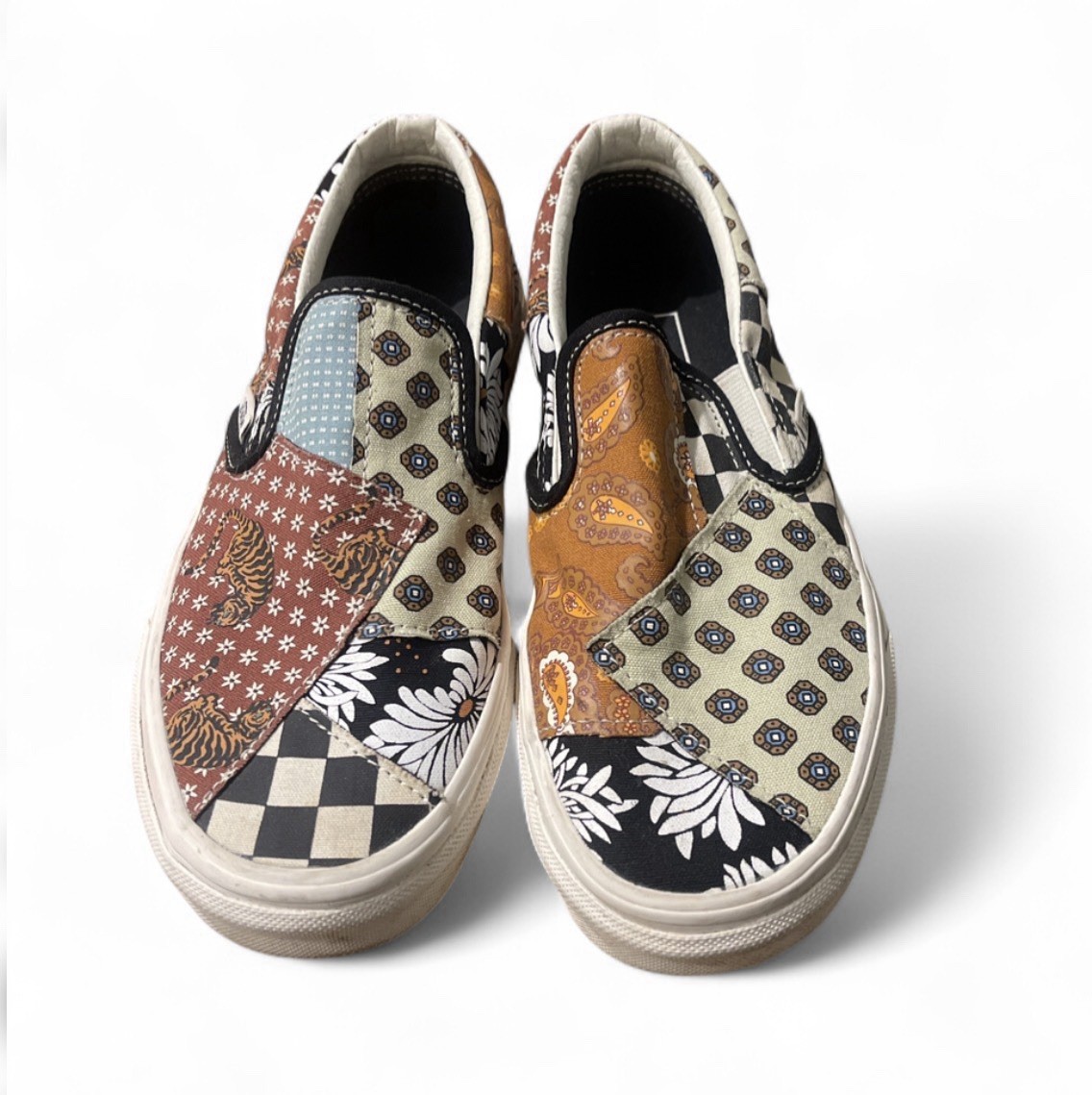 VANS Classic Slip-On Patchwork Tiger Multicolor W… - image 2