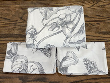 NWOT Pottery Barn Pippa Floral Botanical Moth Duvet Cover 2 Shams Full/Queen