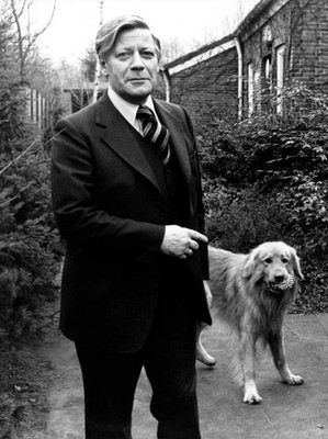 Helmut Schmidt his dog Jaspis front his house Hamburg Langenhorn h- Old Photo