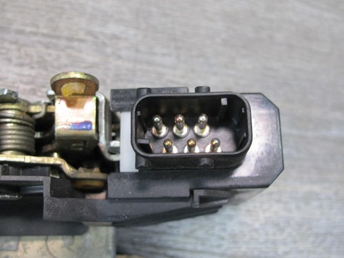 96-02 BMW E36/7 Z3 LEFT DRIVER DOOR LOCK LATCH ACTUATOR 8397731 OEM - Picture 4 of 12