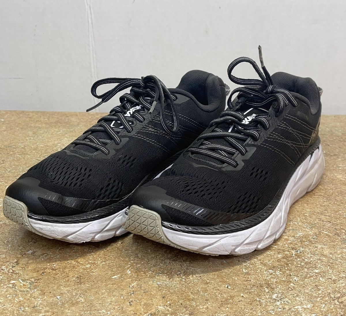 Hoka  Men size 8.5 Clifton 6 Running Shoe - Black & White HOKA Gaviota 6 Men main image 3