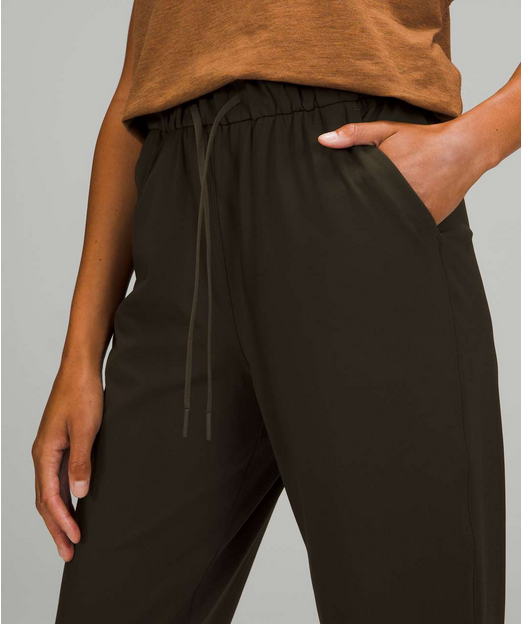 New Lululemon Stretch High-Rise Jogger *Full Length SZ 8 New Lululemon Stretch High-Rise Jogger *Full Length SZ 8
