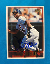 1996 TOPPS CURTIS PRIDE DETROIT TIGERS SIGNED AUTOGRAPHED AUTO CARD #376 W/COA