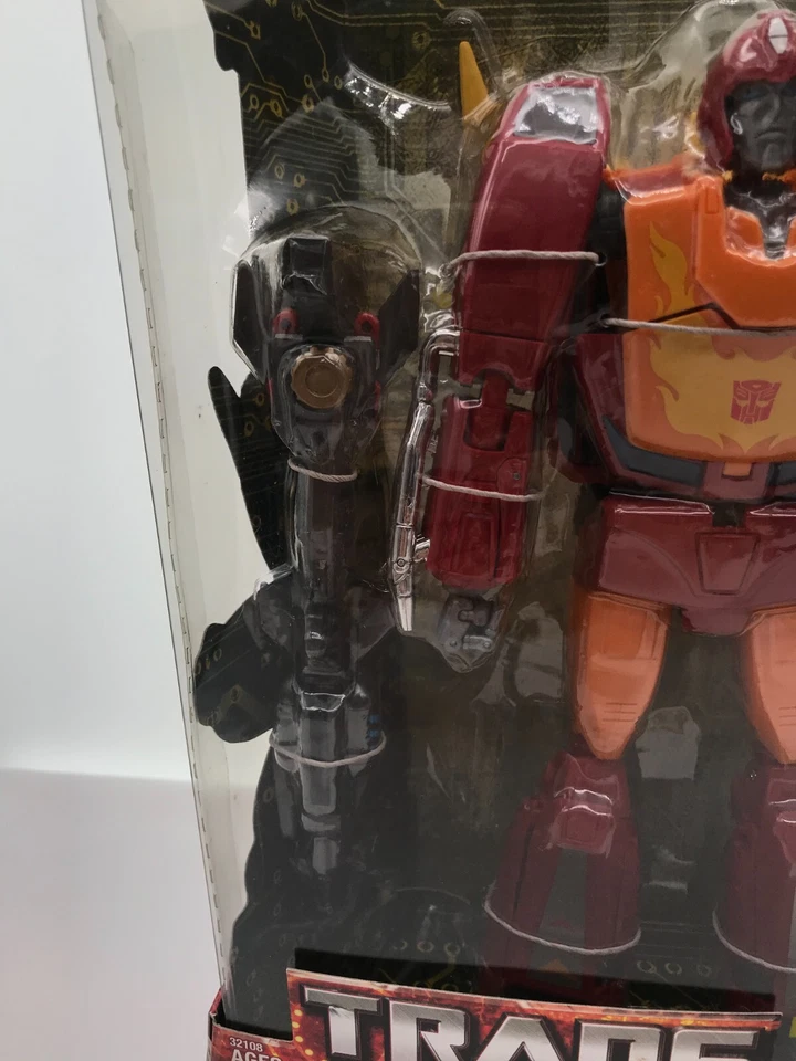 Transformers Masterplece Rodimus Prime Includes Limited Edition Offshoot NRFB - Image 4 of 4
