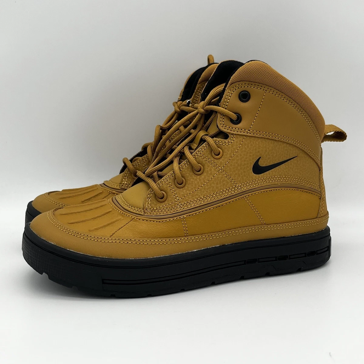 Nike acg sales boots yellow