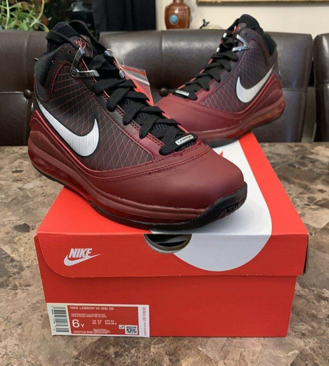 lebron 7 christmas on feet