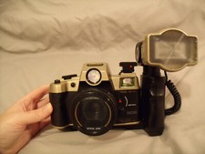 Sakura S8200 35 MM Photo Camera WITH FLASH Photography Film