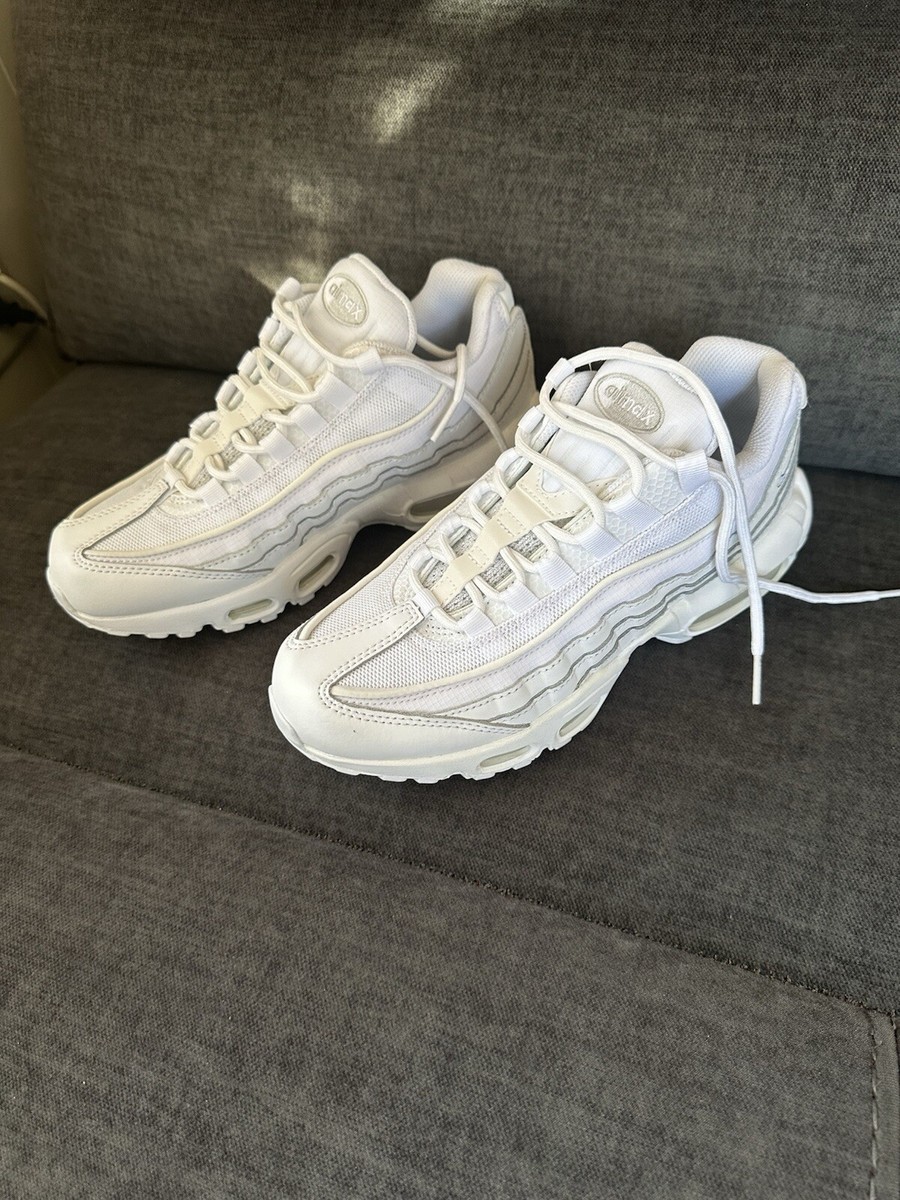 NEW IN BOX* MEN NIKE AIR MAX 95 ESSENTIAL WHITE/WHITE (CT1268-100