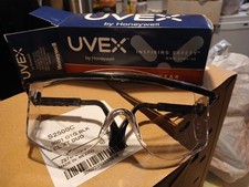 FULL CASE OF 10 ~  Uvex Honeywell S2500C Clear Lens Safety Glasses